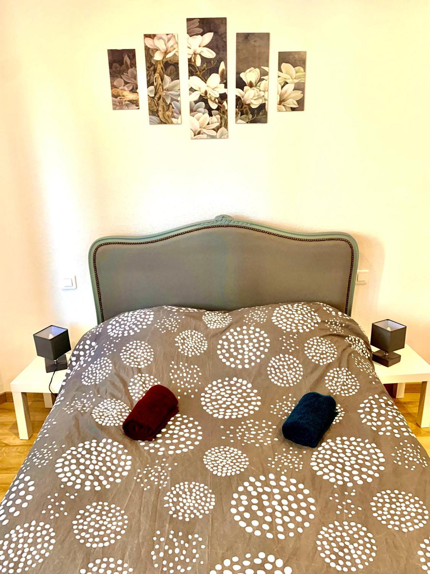 L Indemodable Renove Spacieux Et Lumineux Avec 2 Chambres Сарбур Екстериор снимка