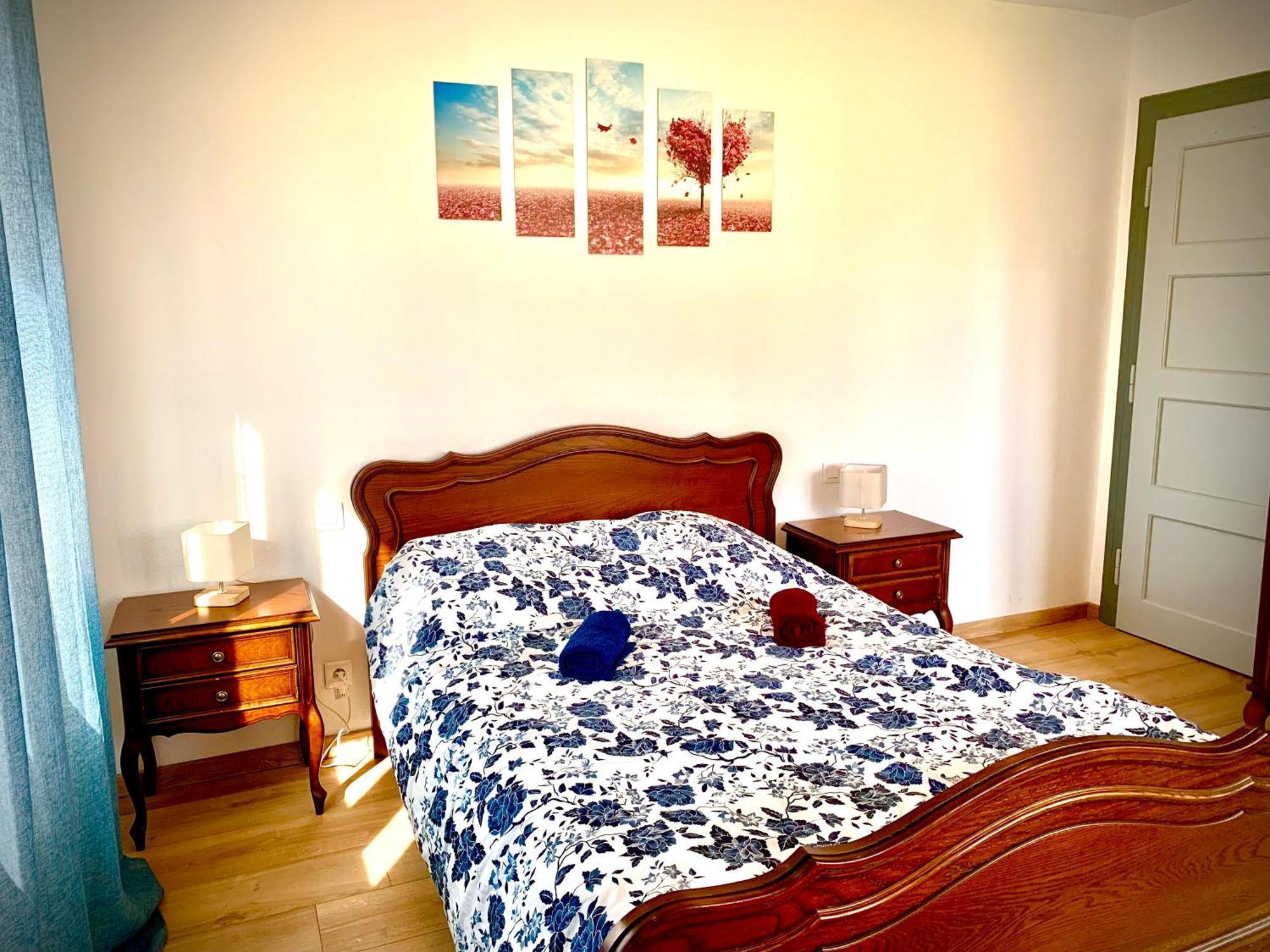 L Indemodable Renove Spacieux Et Lumineux Avec 2 Chambres Сарбур Екстериор снимка